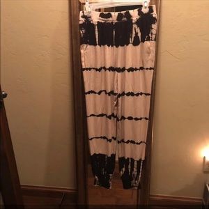 NWOT REWASH  pale pink /black pants M